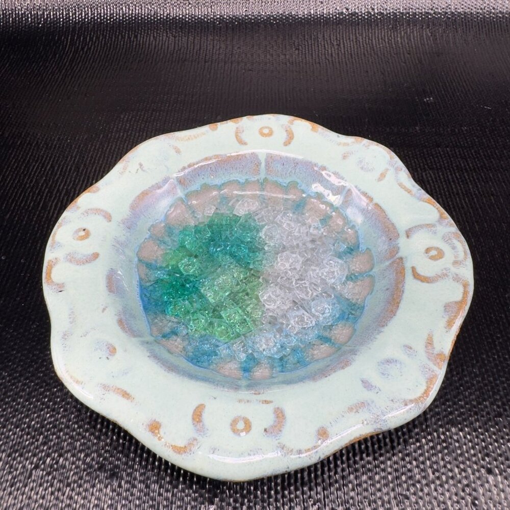 DOWN to EARTH Pottery Recycled Crackle Glass‎ Plate Dish Crystalline Glaze Plate